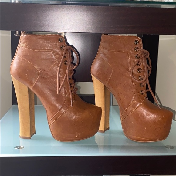 Tan lace up platform tall heels - Picture 2 of 4